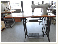 JANOME 1本針本縫い職業用ミシン 763 足踏みテーブルタイプ