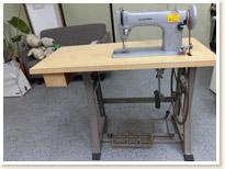 JANOME 1本針本縫い職業用ミシン 766 足踏みテーブルタイプ